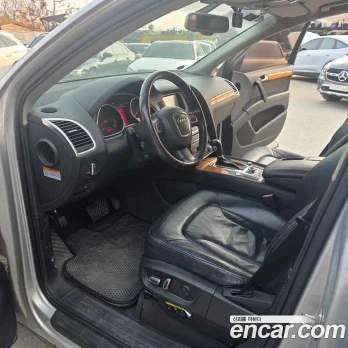 Audi Q7 2009 3.0 автомат (гидро), фото 9
