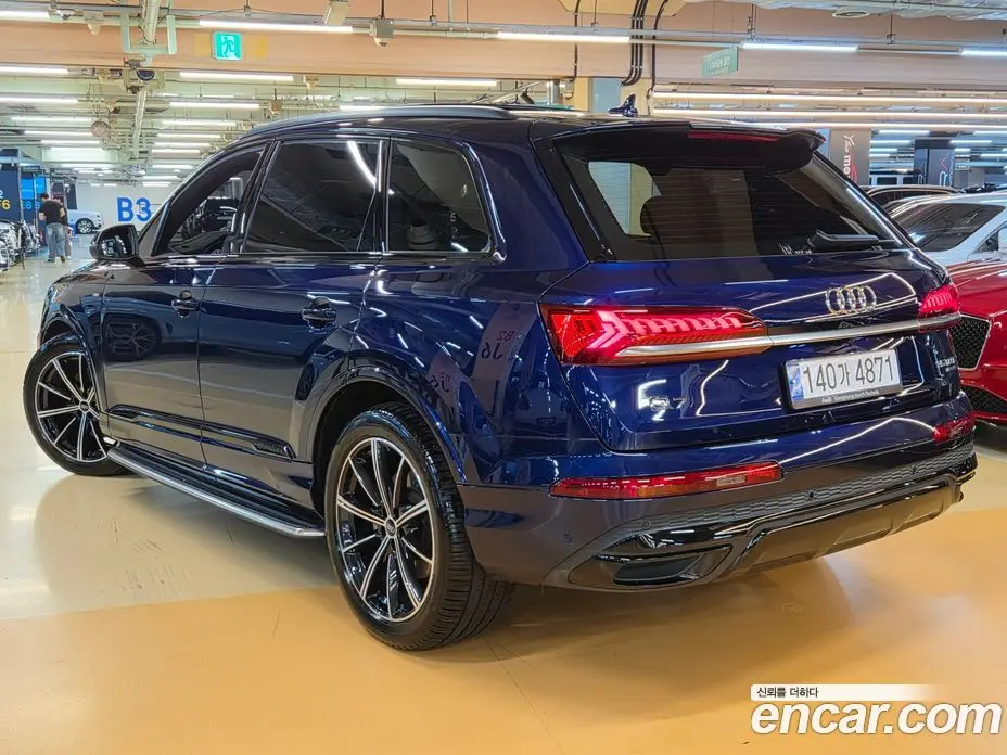 Audi Q7 2021 3.0 автомат (гидро), фото 4