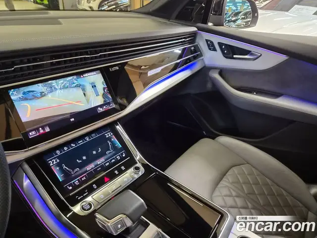 Audi Q7 2021 3.0 автомат (гидро), миниатюра 9