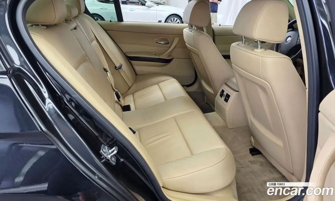 BMW 3 серия 2011 3.0 автомат (гидро), фото 11