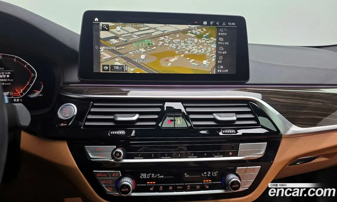 BMW 5 серия 2022 2.0 автомат (гидро), фото 15