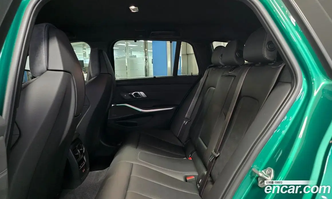 BMW M3 2026 3.0 автомат (гидро), фото 10