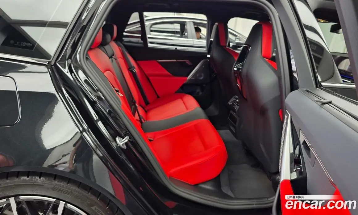 BMW M5 2026 4.4 автомат (гидро), фото 12