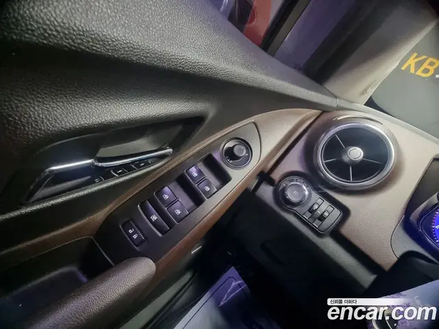 Chevrolet Trax 2013 1.4 автомат (гидро), миниатюра 12