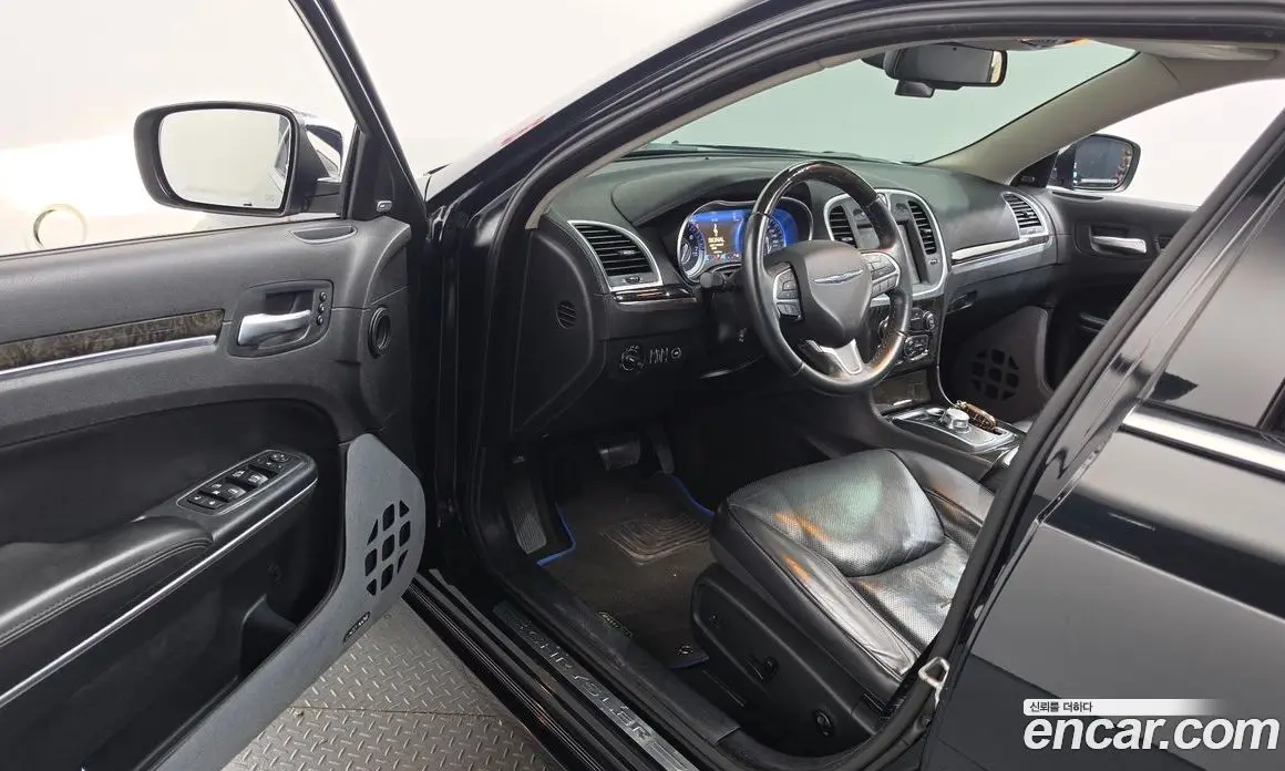 Chrysler 300C 2015 3.6 автомат (гидро), фото 10 Chrysler 300C 2015 3.6 автомат (гидро), фото 10