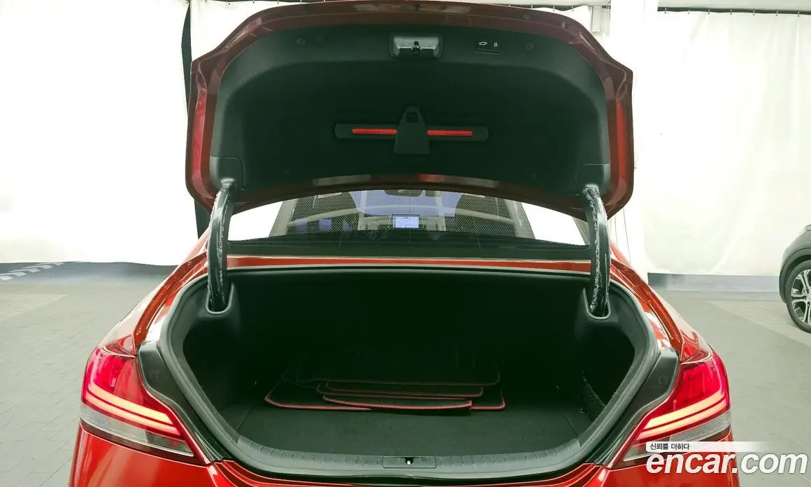 Genesis G70 2019 2.0 автомат (гидро), фото 20