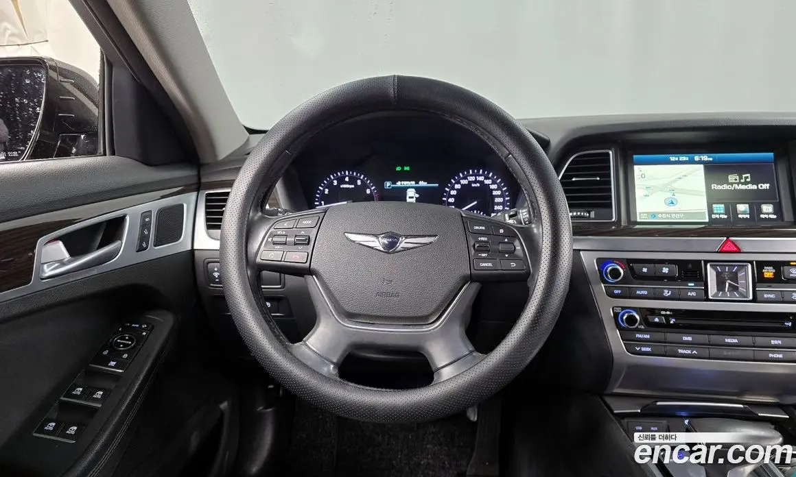 Genesis G80 2016 3.3 автомат (гидро), фото 13