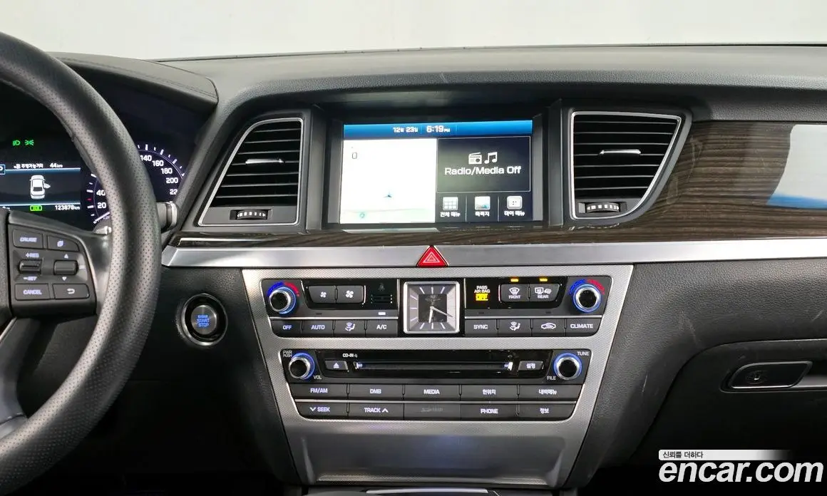 Genesis G80 2016 3.3 автомат (гидро), фото 14