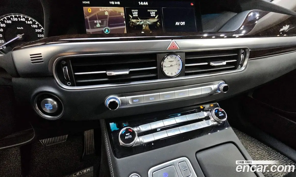Genesis G90 2019 3.8 автомат (гидро), фото 15 Genesis G90 2019 3.8 автомат (гидро), фото 15