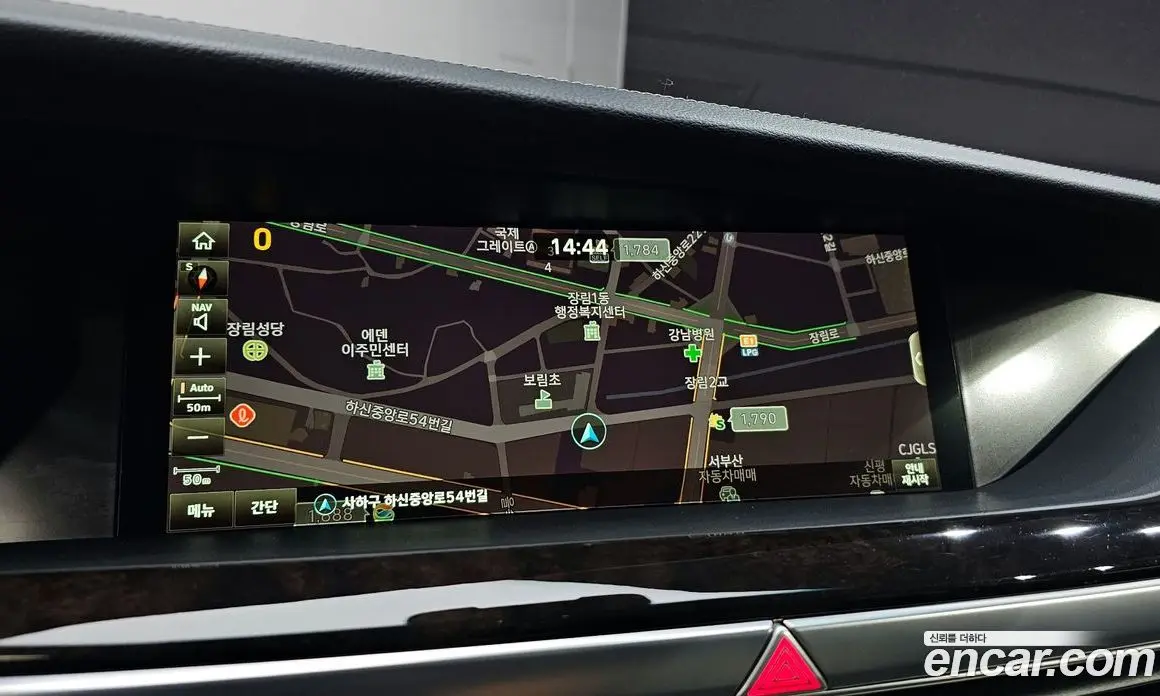 Genesis G90 2019 3.8 автомат (гидро), фото 16 Genesis G90 2019 3.8 автомат (гидро), фото 16