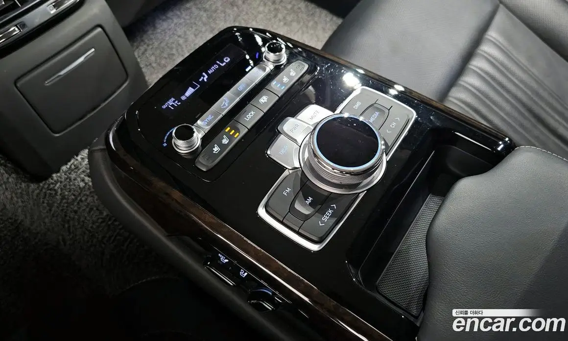 Genesis G90 2019 3.8 автомат (гидро), фото 17 Genesis G90 2019 3.8 автомат (гидро), фото 17