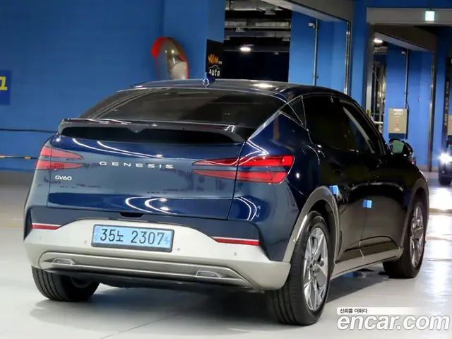 Genesis GV60 2022 0.1 автомат (гидро), миниатюра 4 Genesis GV60 2022 0.1 автомат (гидро), миниатюра 4