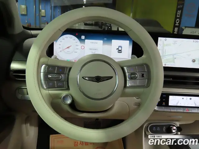 Genesis GV60 2022 0.1 автомат (гидро), миниатюра 10 Genesis GV60 2022 0.1 автомат (гидро), миниатюра 10