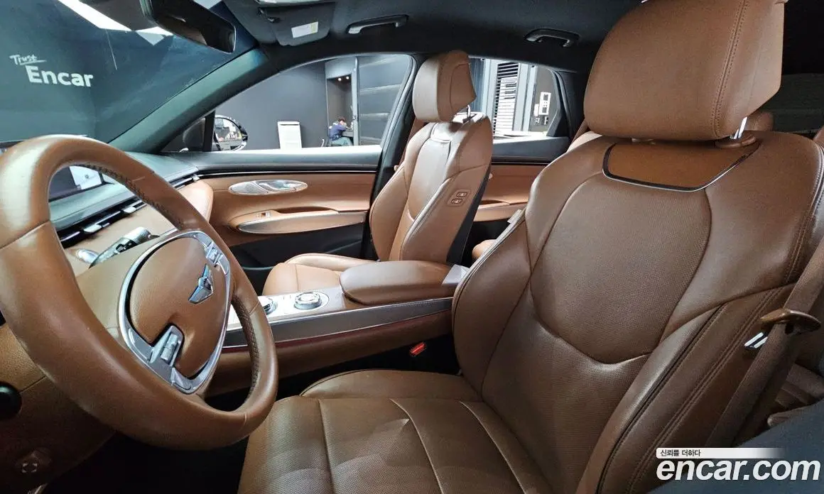 Genesis GV70 2021 2.2 автомат (гидро), фото 20 Genesis GV70 2021 2.2 автомат (гидро), фото 20