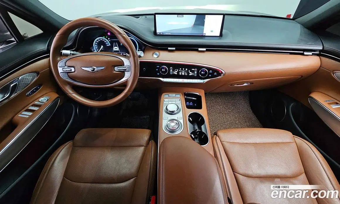 Genesis GV70 2021 2.2 автомат (гидро), фото 7 Genesis GV70 2021 2.2 автомат (гидро), фото 7