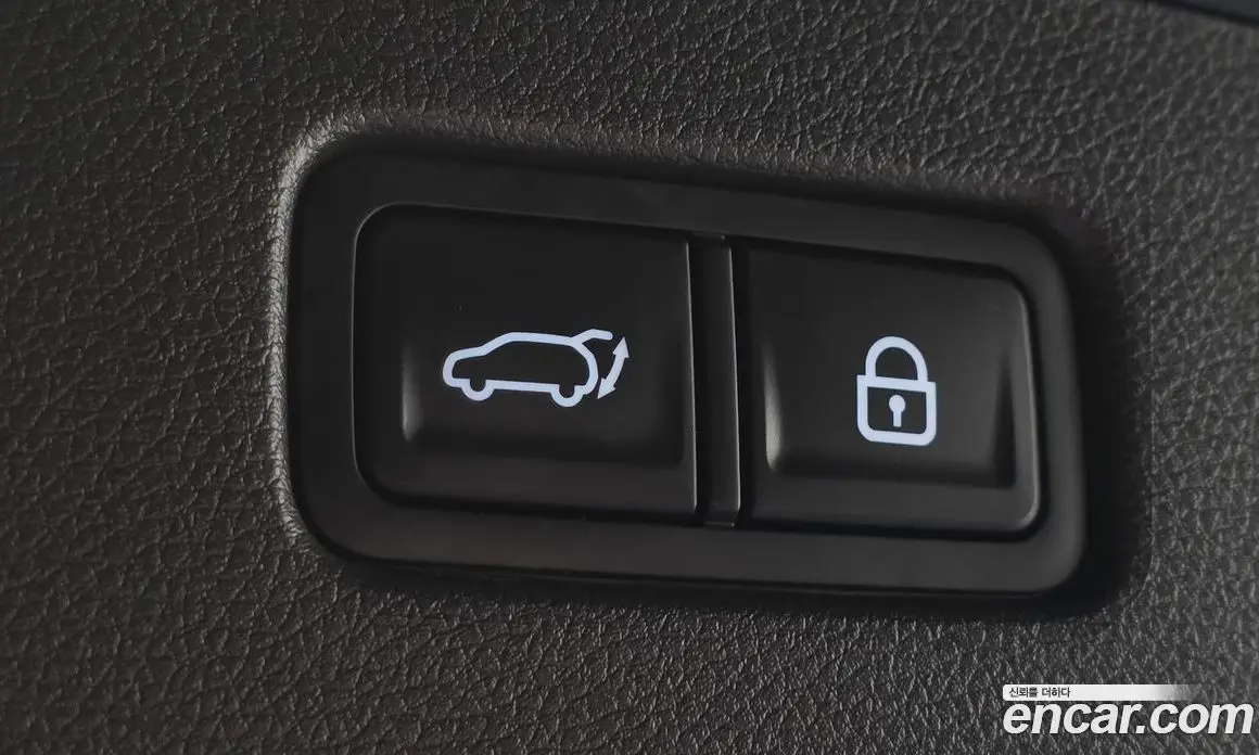 Genesis GV70 2021 2.5 автомат (гидро), фото 16 Genesis GV70 2021 2.5 автомат (гидро), фото 16