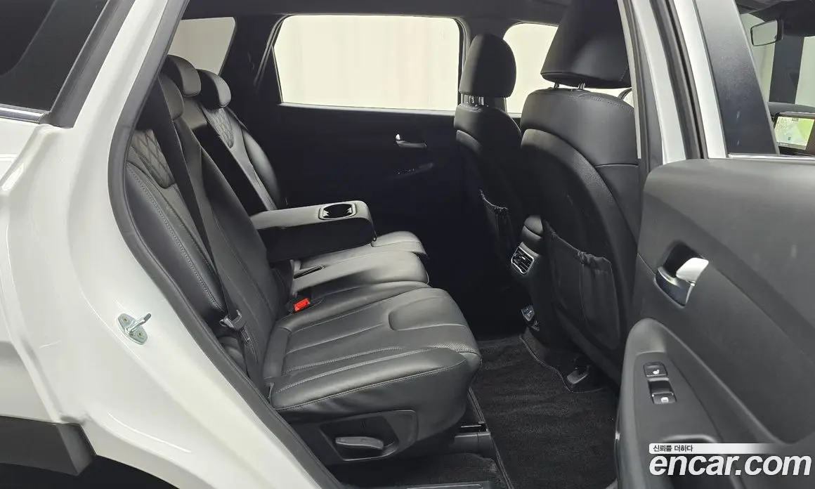 Hyundai Santa Fe 2022 1.6 автомат (гидро), фото 12 Hyundai Santa Fe 2022 1.6 автомат (гидро), фото 12