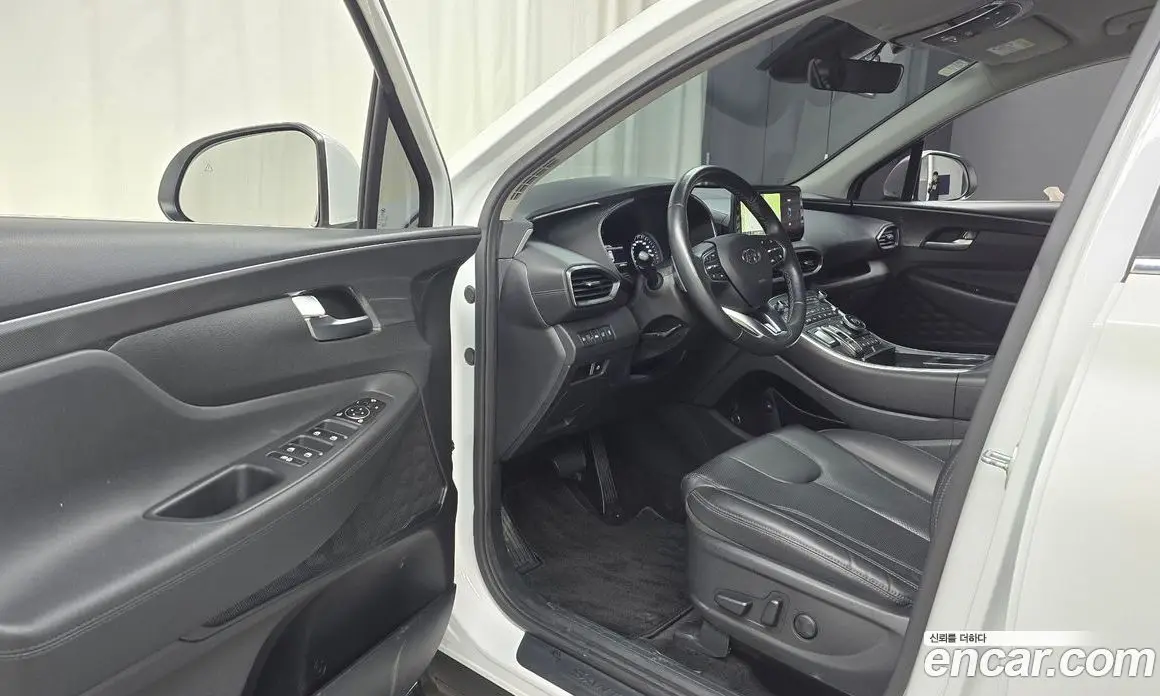 Hyundai Santa Fe 2022 1.6 автомат (гидро), фото 10 Hyundai Santa Fe 2022 1.6 автомат (гидро), фото 10