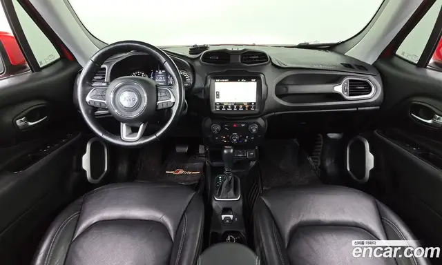 Jeep Renegade 2018 2.4 автомат (гидро), миниатюра 7