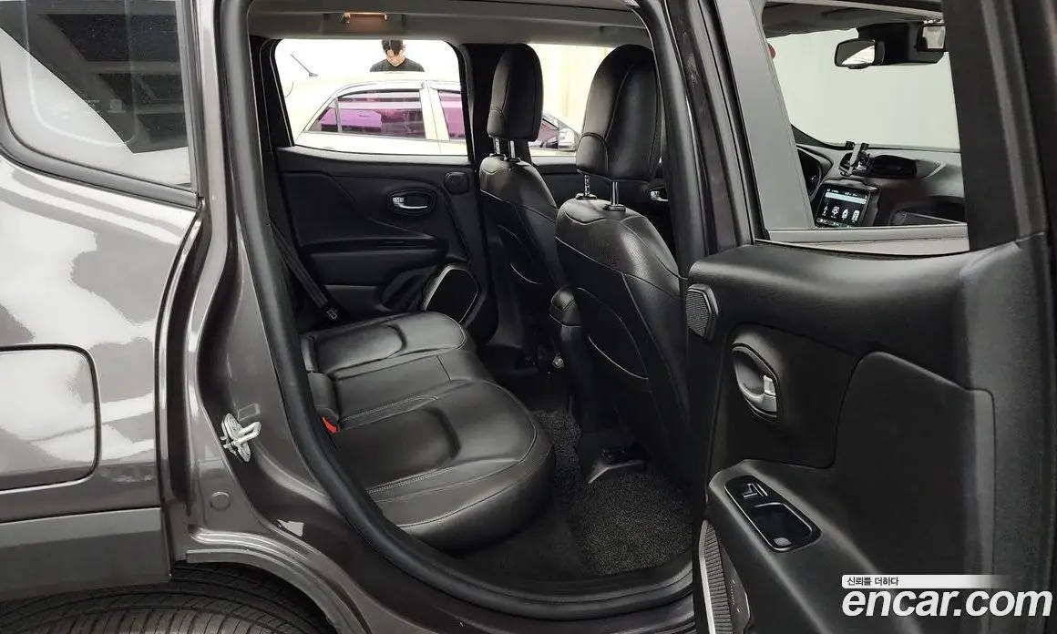 Jeep Renegade 2019 2.0 автомат (гидро), фото 12 Jeep Renegade 2019 2.0 автомат (гидро), фото 12