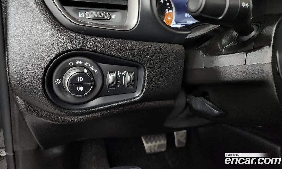 Jeep Renegade 2019 2.0 автомат (гидро), фото 17 Jeep Renegade 2019 2.0 автомат (гидро), фото 17