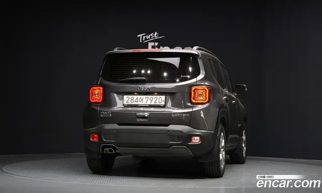 Jeep Renegade 2019 2.0 автомат (гидро), миниатюра 4 Jeep Renegade 2019 2.0 автомат (гидро), миниатюра 4
