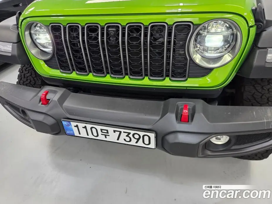 Jeep Wrangler 2025 2.0 автомат (гидро), фото 20 Jeep Wrangler 2025 2.0 автомат (гидро), фото 20