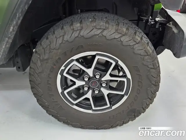 Jeep Wrangler 2025 2.0 автомат (гидро), миниатюра 5 Jeep Wrangler 2025 2.0 автомат (гидро), миниатюра 5