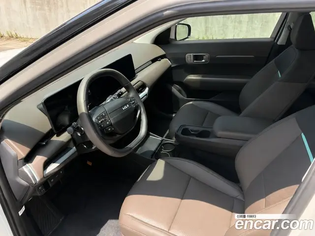 Kia EV4 2026 автомат (гидро), миниатюра 3 Kia EV4 2026 автомат (гидро), миниатюра 3