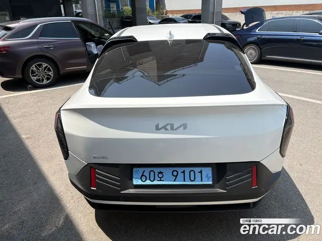 Kia EV4 2026 автомат (гидро), миниатюра 6 Kia EV4 2026 автомат (гидро), миниатюра 6