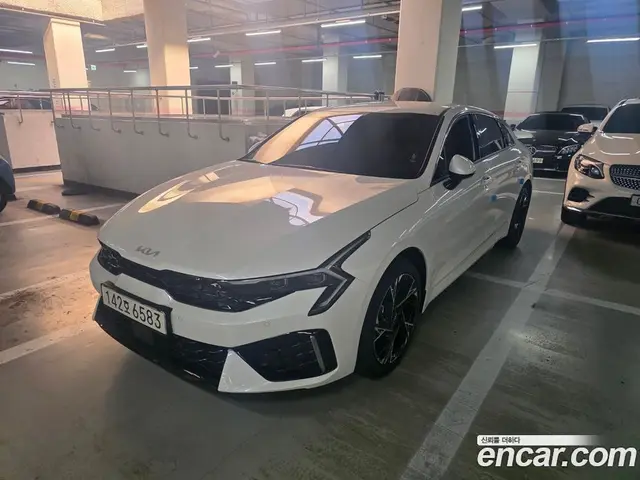 Kia K5 (Optima), 2026, 9 км