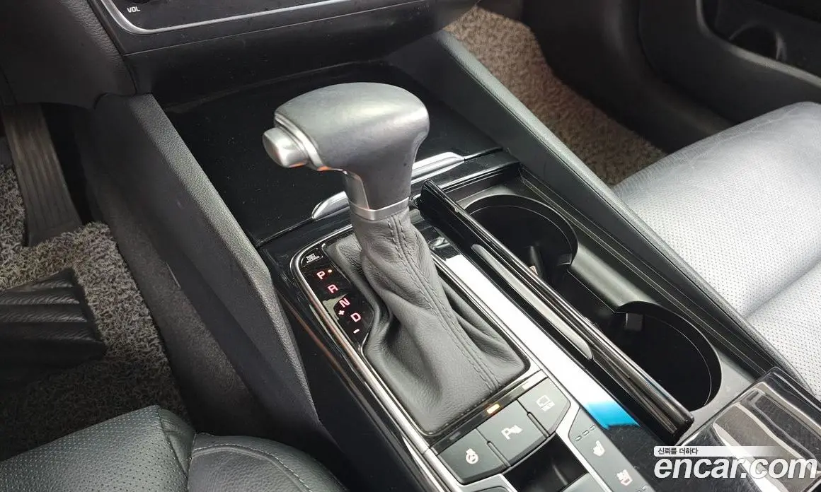 Kia K7 2019 3.0 автомат (гидро), фото 9 Kia K7 2019 3.0 автомат (гидро), фото 9