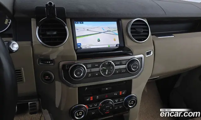 Land Rover Discovery 2015 3.0 автомат (гидро), миниатюра 12