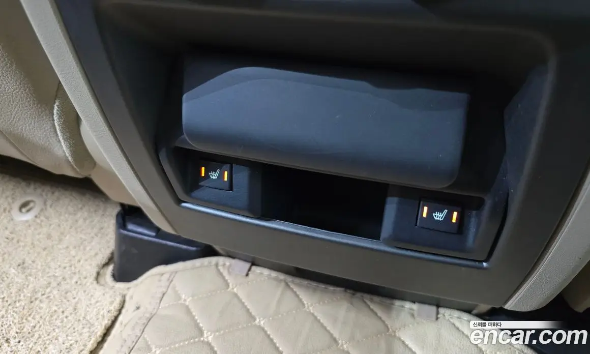 Land Rover Discovery 2015 3.0 автомат (гидро), фото 17