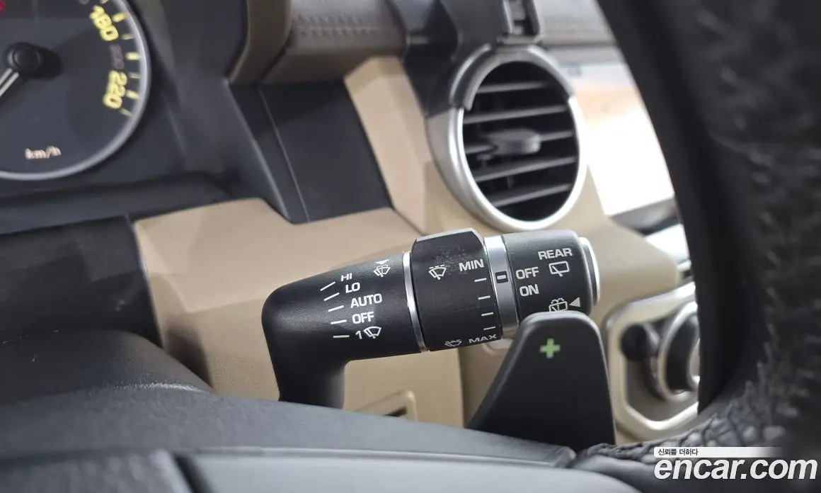 Land Rover Discovery 2015 3.0 автомат (гидро), фото 19