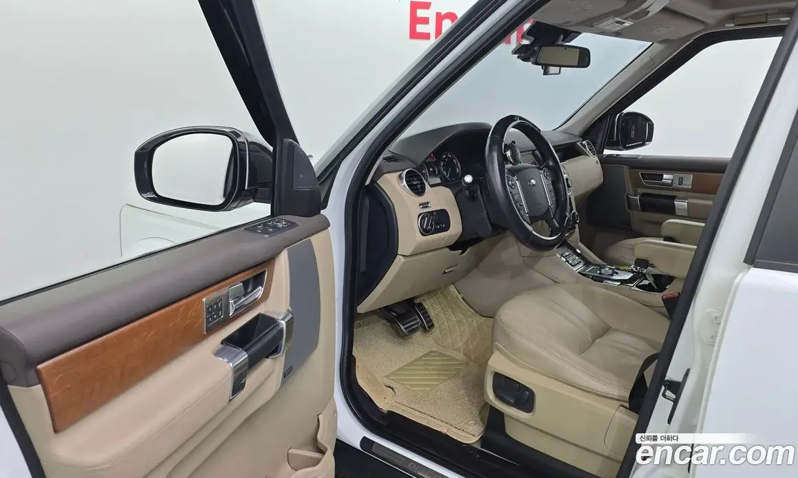 Land Rover Discovery 2015 3.0 автомат (гидро), фото 10
