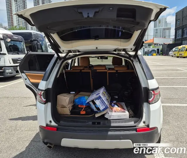 Land Rover Discovery Sport 2018 2.0 автомат (гидро), миниатюра 4 Land Rover Discovery Sport 2018 2.0 автомат (гидро), миниатюра 4