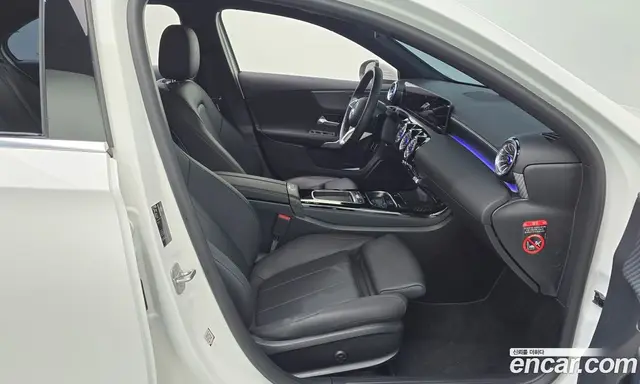 Mercedes-Benz A-Class 2024 2.0 автомат (гидро), миниатюра 11