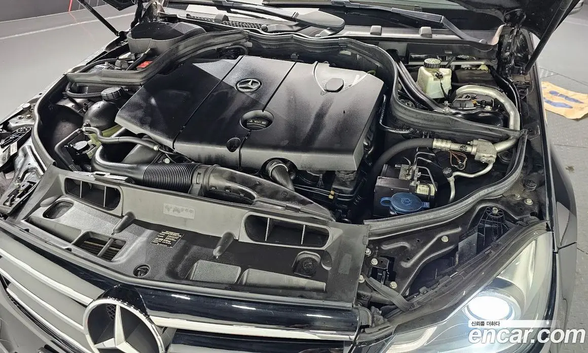 Mercedes-Benz C-Class 2014 2.1 автомат (гидро), фото 6 Mercedes-Benz C-Class 2014 2.1 автомат (гидро), фото 6
