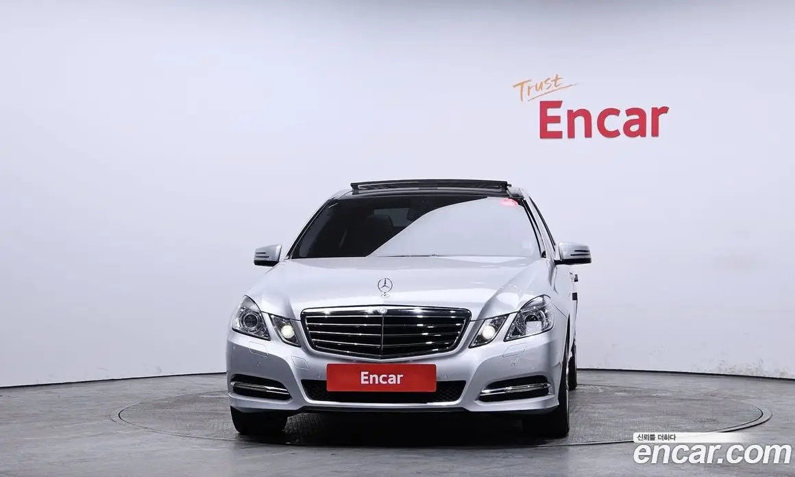 Mercedes-Benz E-Class 2011 3.5 автомат (гидро), фото 3