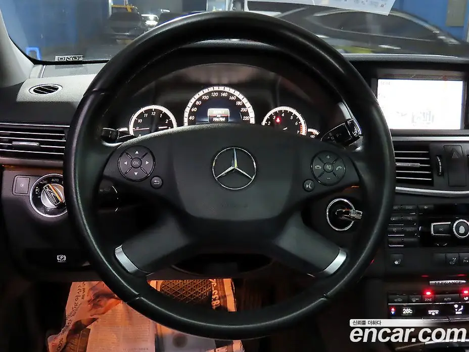 Mercedes-Benz E-Class 2013 3.5 автомат (гидро), фото 16