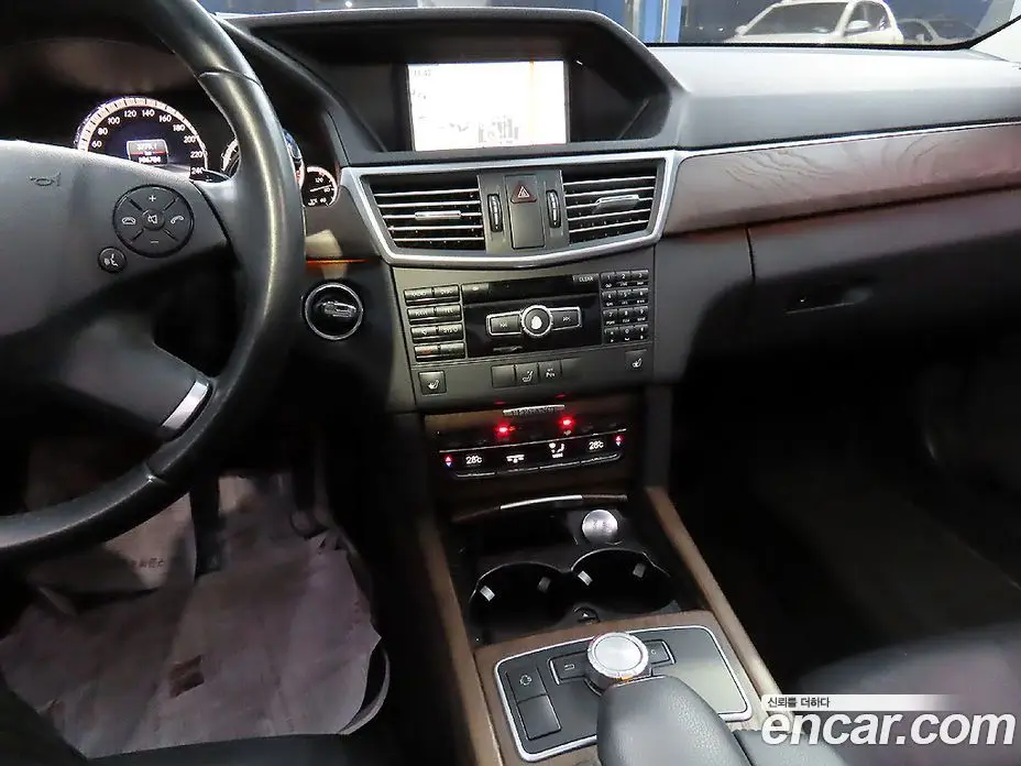 Mercedes-Benz E-Class 2013 3.5 автомат (гидро), фото 17