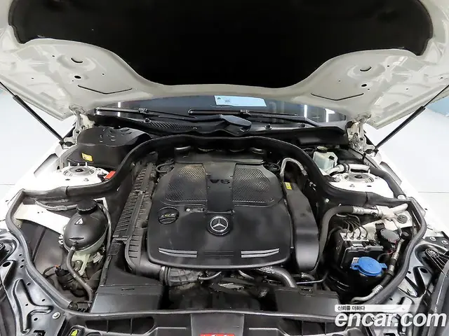 Mercedes-Benz E-Class 2013 3.5 автомат (гидро), миниатюра 6