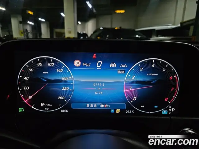 Mercedes-Benz E-Class 2025 2.0 автомат (гидро), миниатюра 12