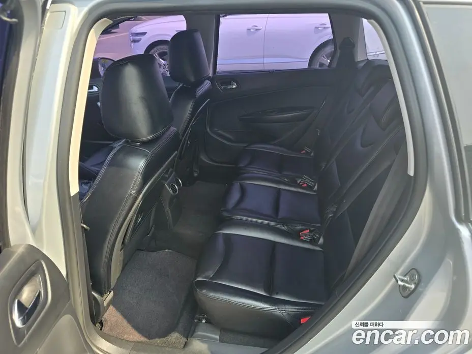 Peugeot 308 2014 1.6 автомат (гидро), фото 11 Peugeot 308 2014 1.6 автомат (гидро), фото 11
