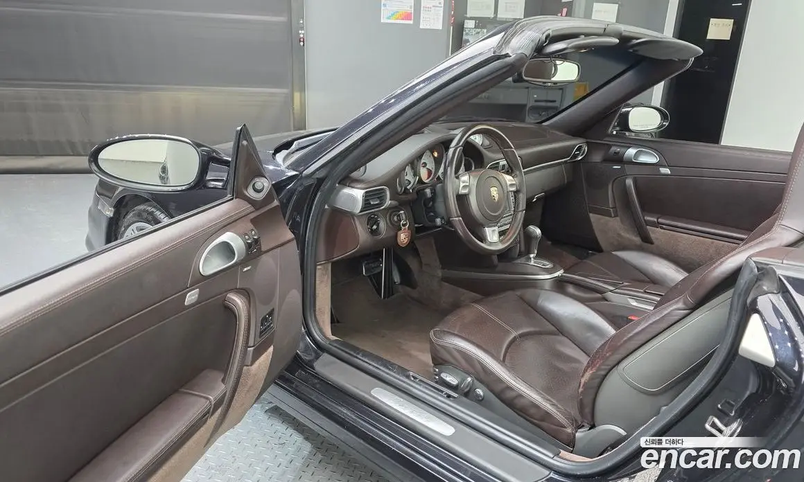 Porsche 911 2007 3.6 автомат (гидро), фото 10 Porsche 911 2007 3.6 автомат (гидро), фото 10