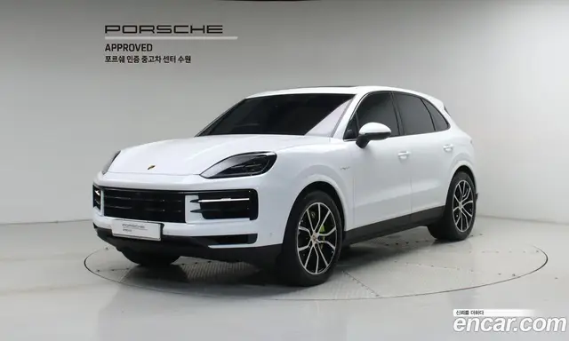 Porsche Cayenne, 2025, 11 642 км