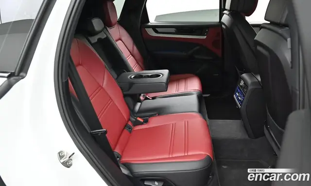 Porsche Cayenne 2025 3.0 автомат (гидро), миниатюра 12
