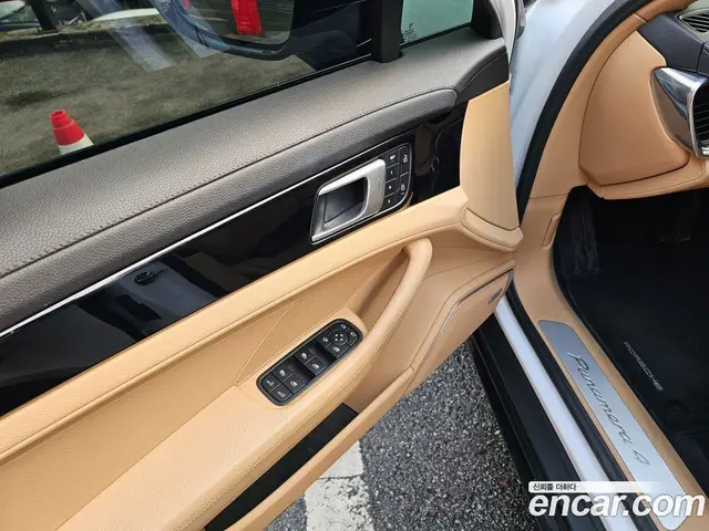 Porsche Panamera 2022 2.9 автомат (гидро), миниатюра 12