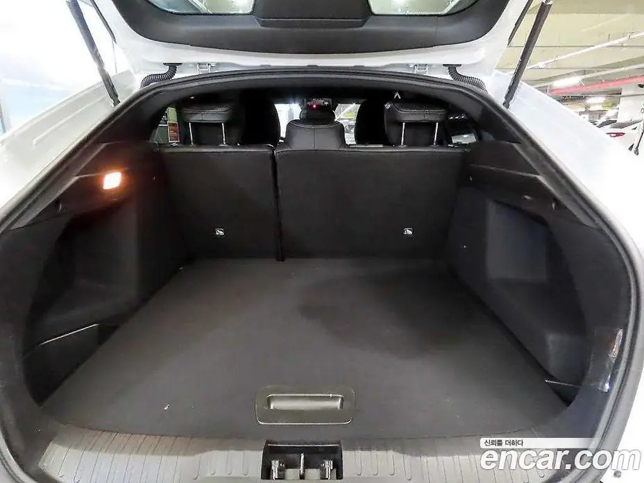 Renault (Samsung) Arkana 2025 1.6 автомат (гидро), фото 17 Renault (Samsung) Arkana 2025 1.6 автомат (гидро), фото 17